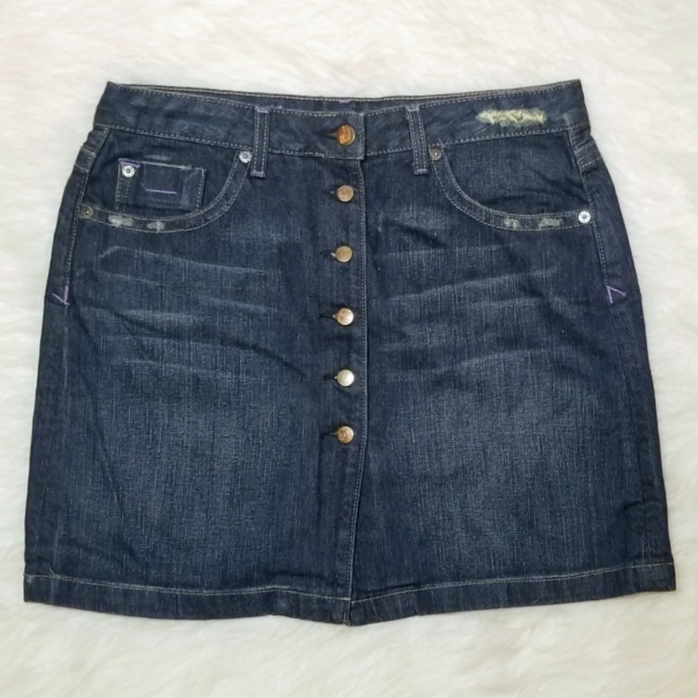 RVCA Denim button skirt